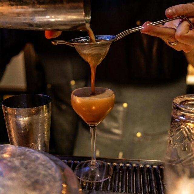 Service de cocktails raffinés au Ombré Bar, Montréal