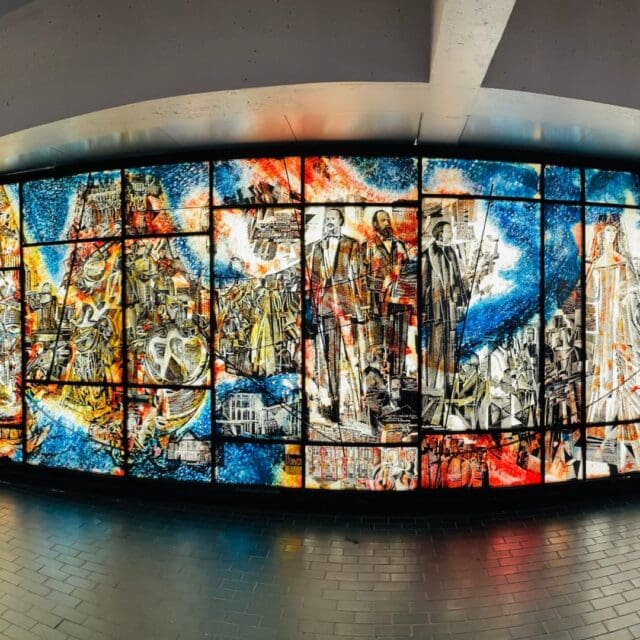 montreal-souterrain-fresque-frederick-back