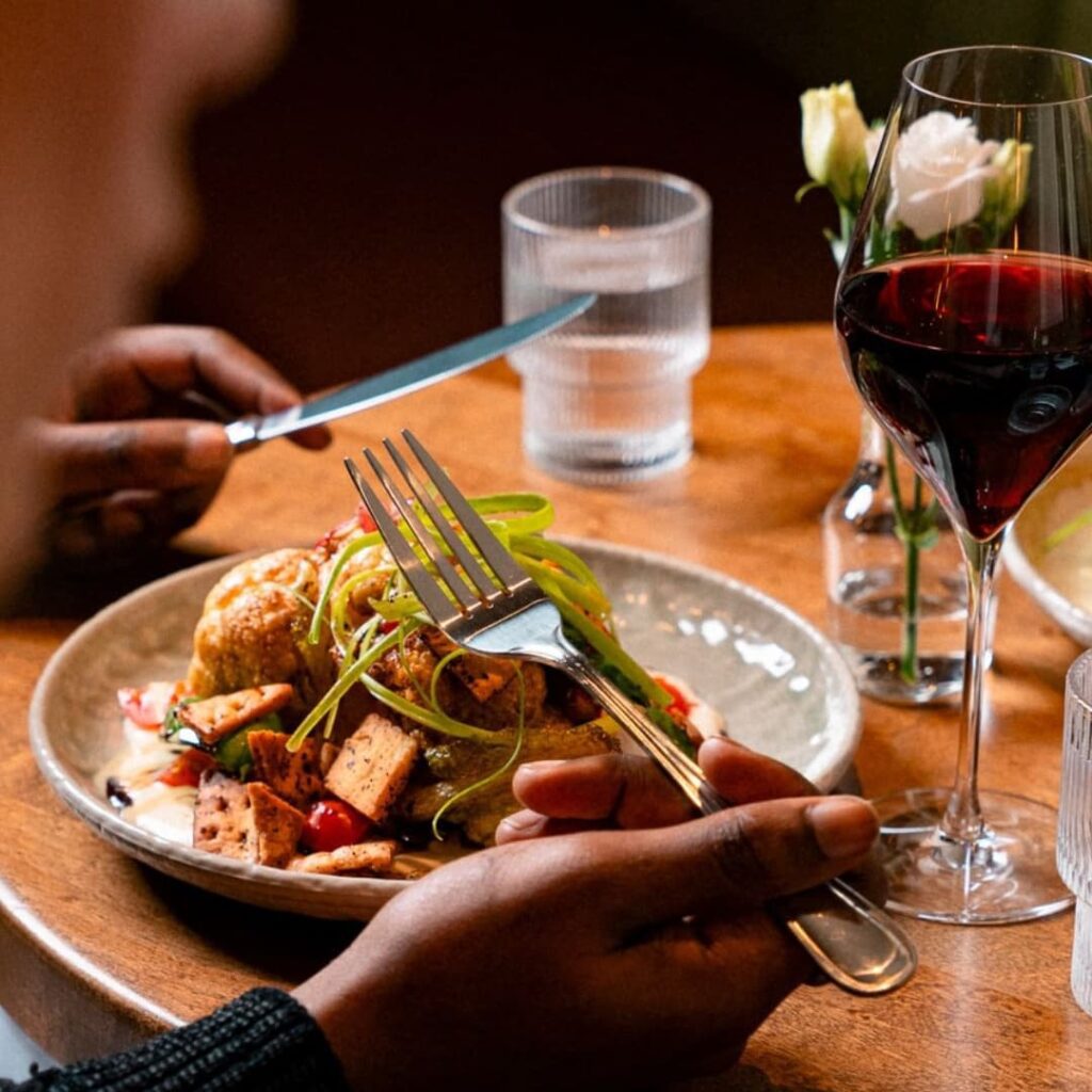 Eila Bistro Moderne au centre-ville de Montréal