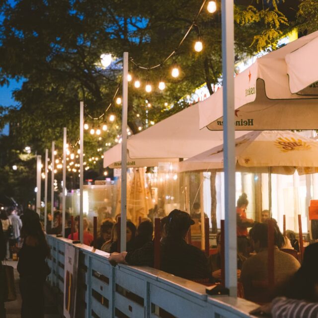Les terrasses au centre-ville de Montréal