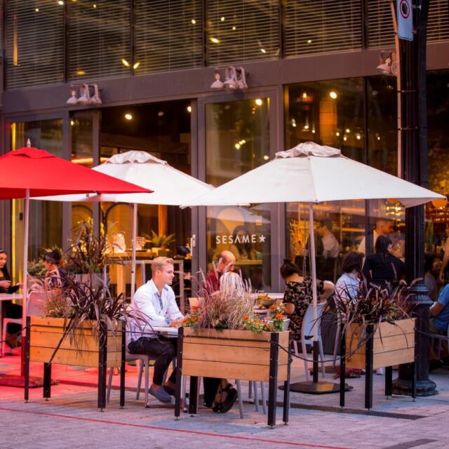 Les terrasses au centre-ville de Montréal