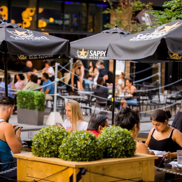 Les terrasses au centre-ville de Montréal