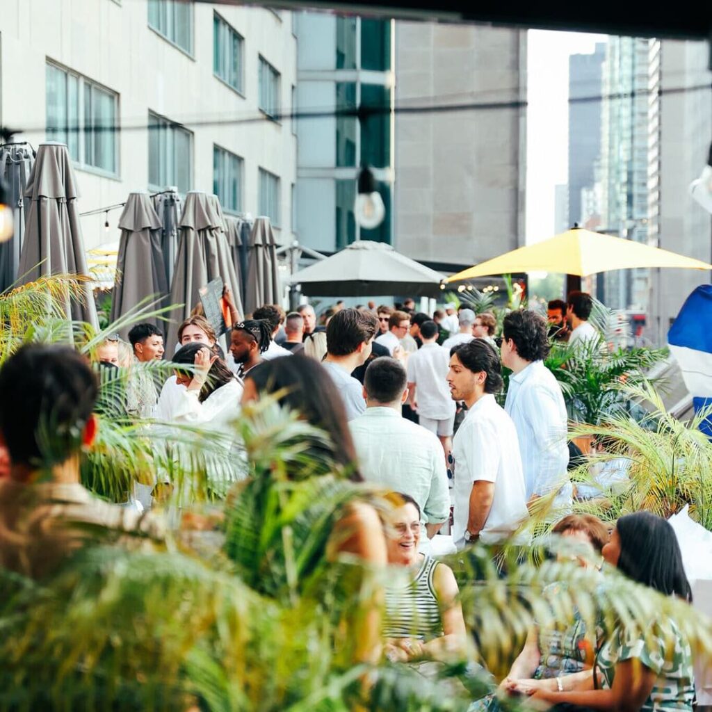 Les meilleurs rooftops du centre-ville de Montréal, dont le Nacarat