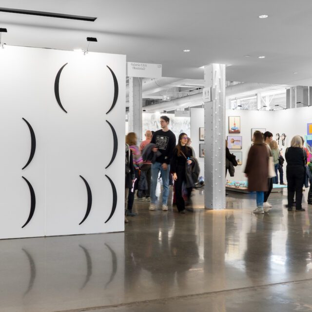 Musée des beaux-arts de Montréal – salle d’exposition avec visiteurs