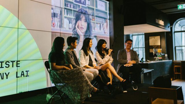Discussion et performance culturelle lors du Festival ASIASIE au Time Out Market Montréal.